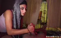 مسمار ديك كبيرة الملاعين الساخنة في سن المراهقة الهواة.