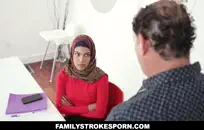 الديك الجياع شقراء وقحة تمتص والملاعين الديك.