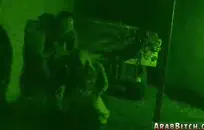 كبير ثدي الأبنوس الجمال مارس الجنس من الصعب من قبل الديك ضخمة.