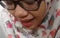 خنثي يظهر قبالة له ديك كبيرة والحمار.